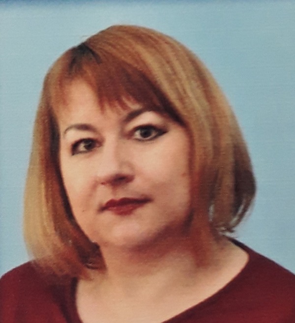 Ковалева  Елена  Петровна.